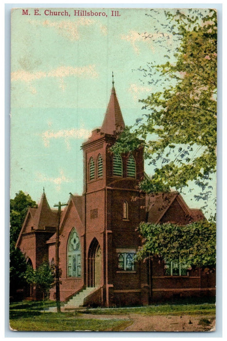 c1950 Methodist Episcopal Church Building Tower Dirt Road Hillsboro IL Postcard