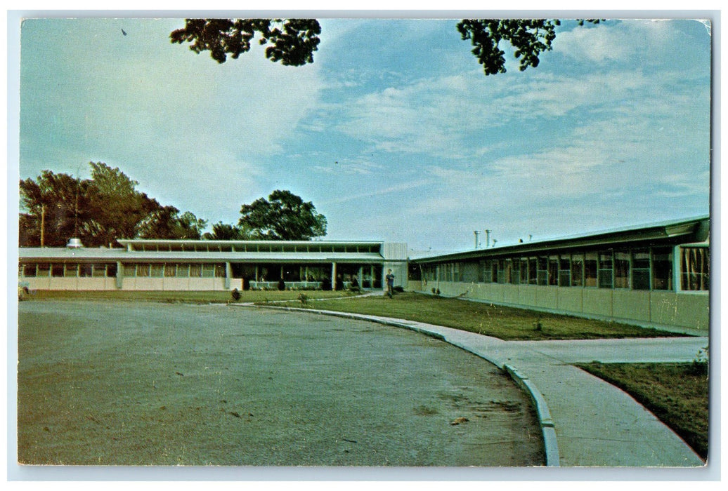 c1960's Golden Keys Nursing Home Neodesha Kansas KS Unposted Vintage Postcard