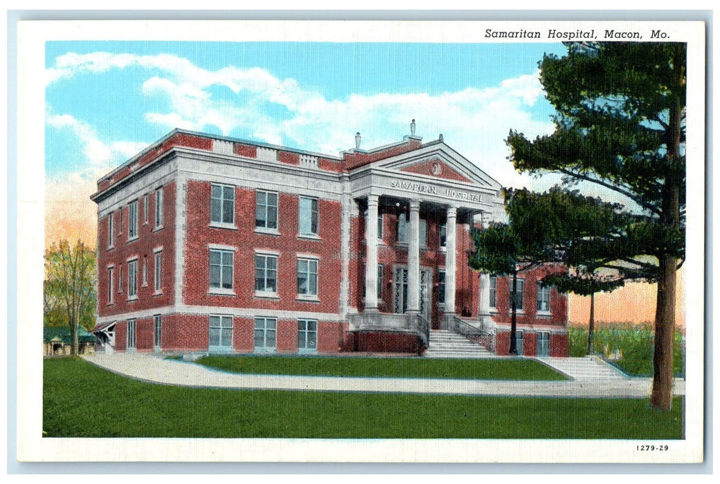 c1940's Samaritan Hospital Building Road Entrance Macon Missouri MO Postcard