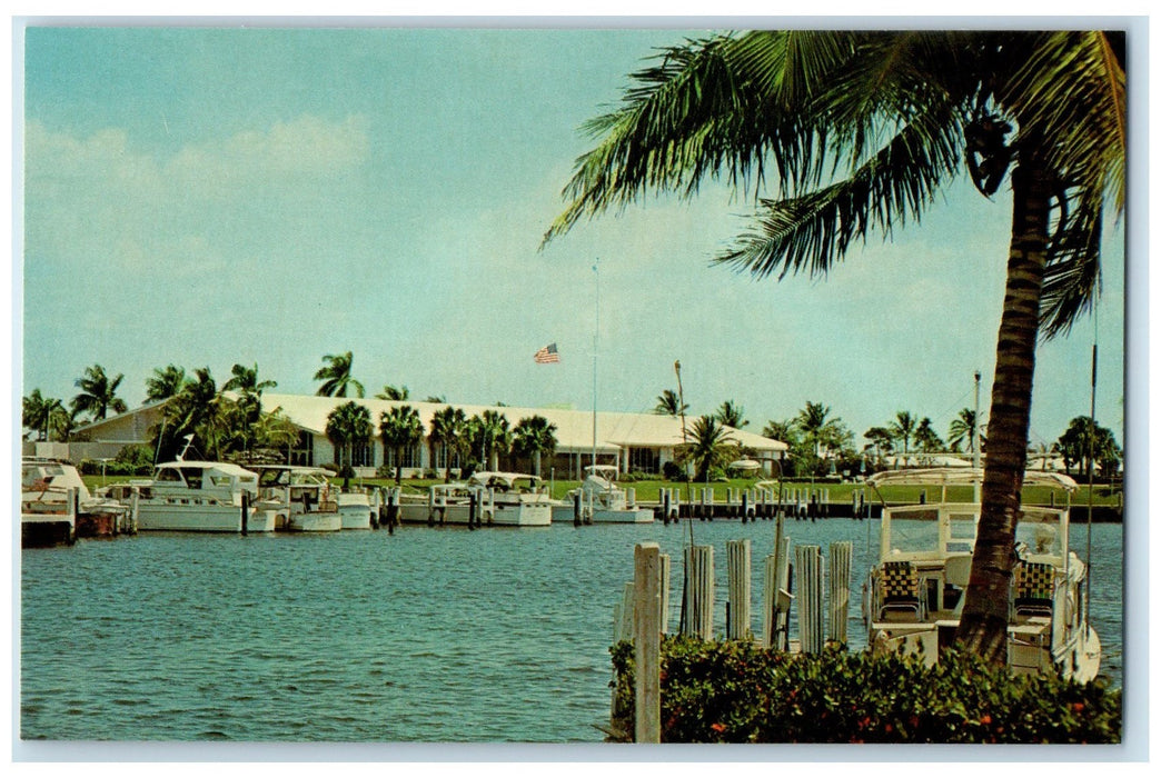 c1960's Beautiful Royal Palm Yacht Club Boca Raton Florida FL Unposted Postcard