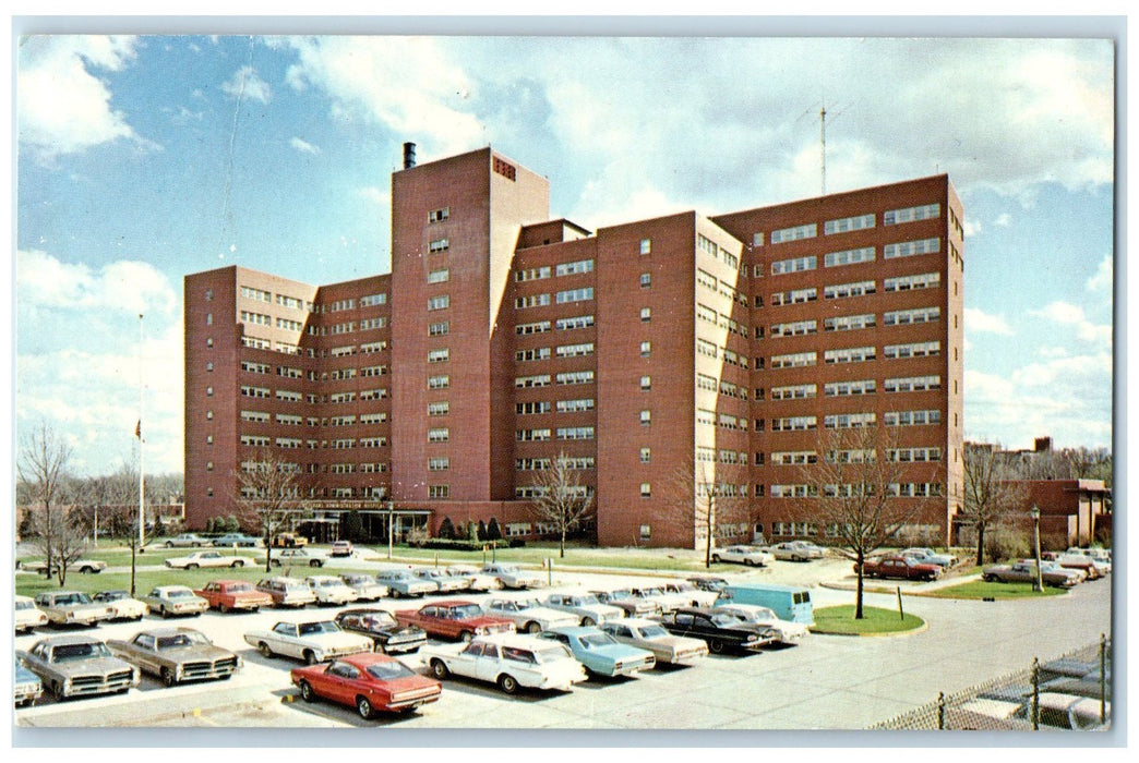 c1950's Veterans Administration Hospital Building Car Iowa City Iowa IA Postcard