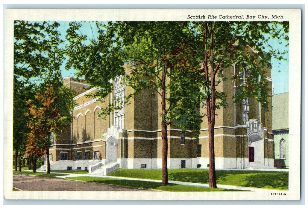 c1940's Scottish Rite Cathedral Exterior Bay City Michigan MI Unposted Postcard