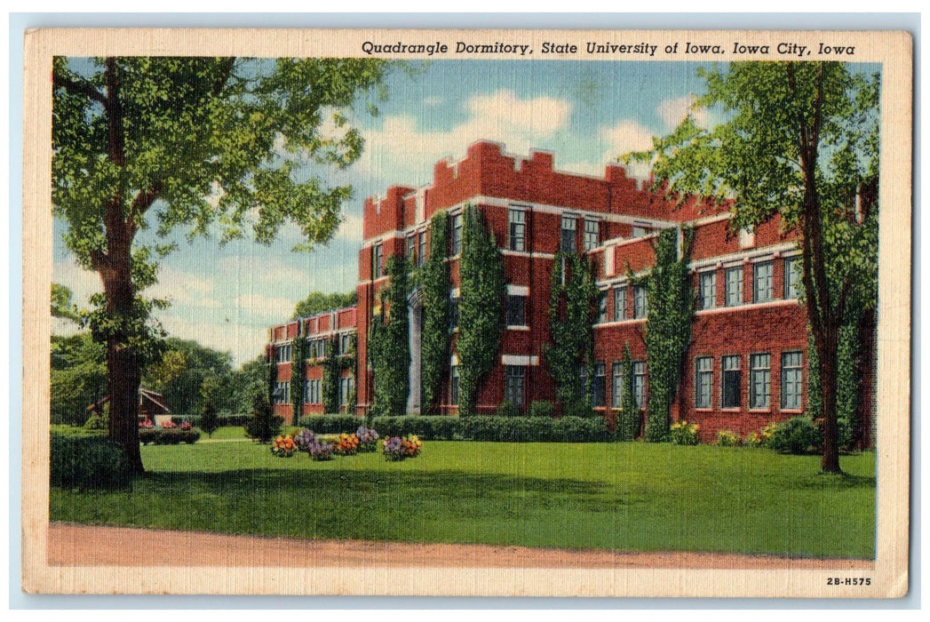 c1940's Quadrangle Dormitory State University Of Iowa Iowa City Iowa IA Postcard