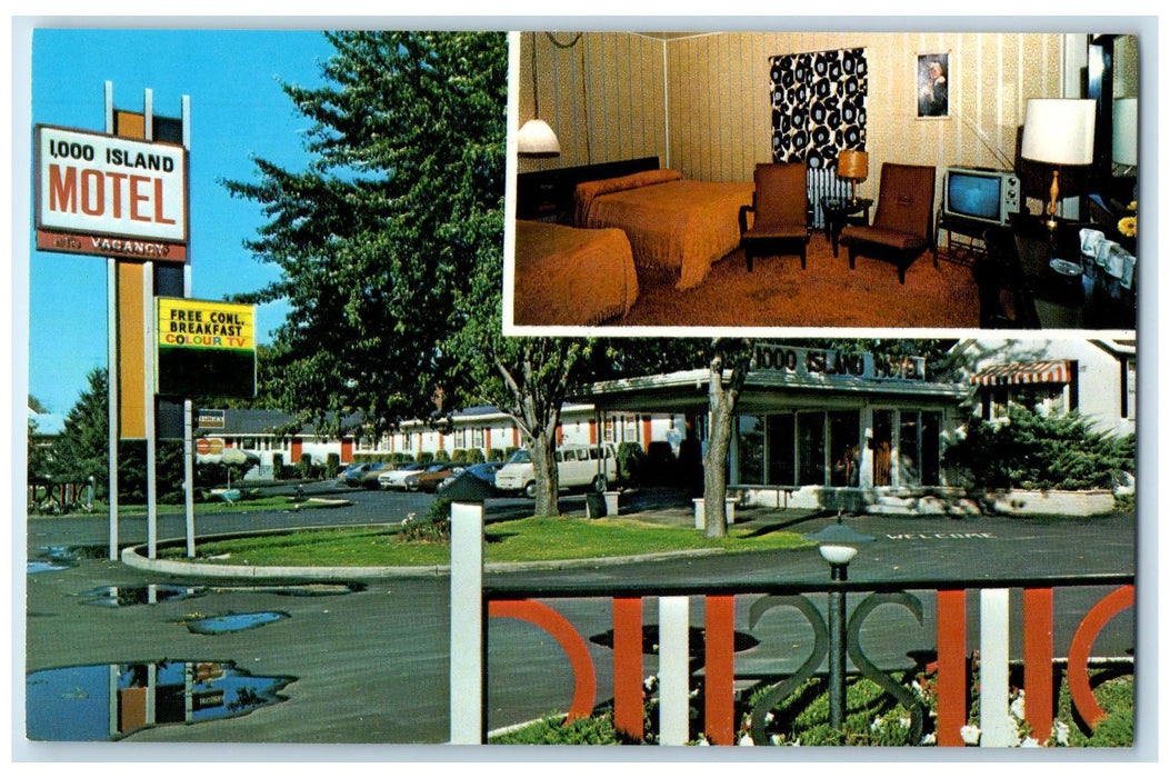 c1960's 1000 Island Motel Exterior Ontario Canada CA Unposted Signage Postcard