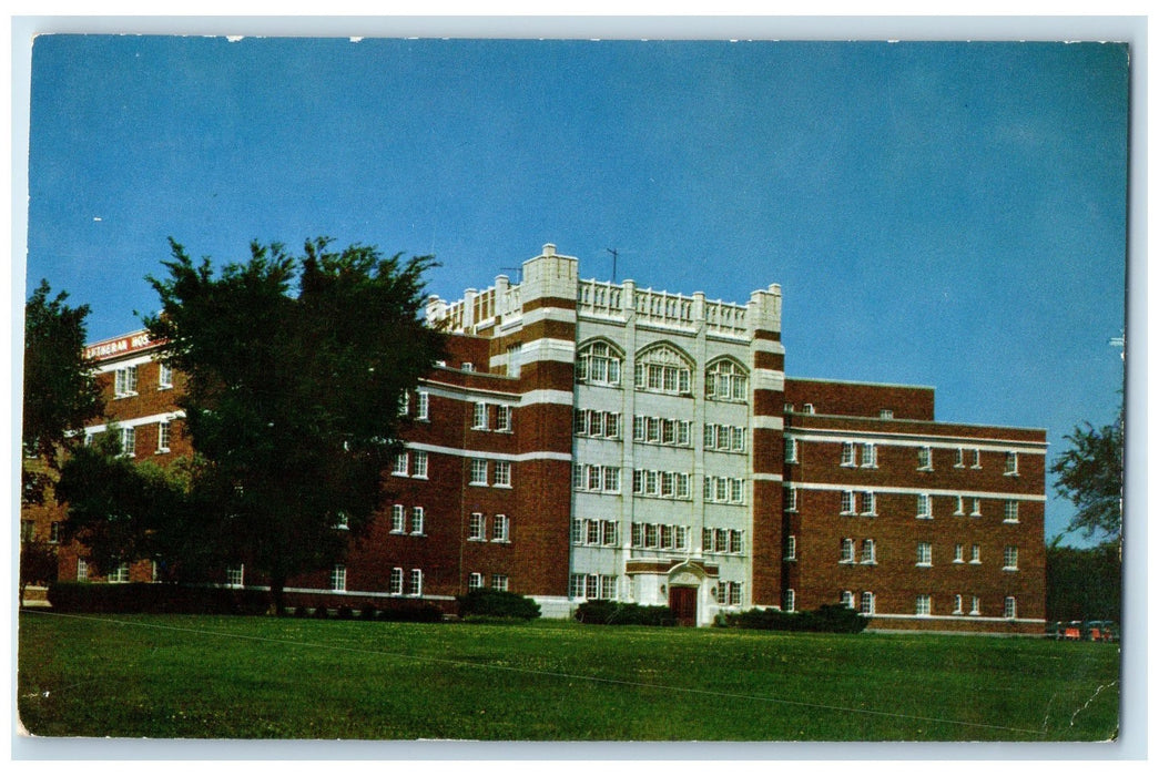 1961 New Lutheran Hospital Building Exterior Fort Dodge Iowa IA Trees Postcard