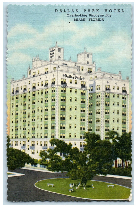 c1940's Dallas Park Hotel Exterior Roadside Miami Florida FL Unposted Postcard