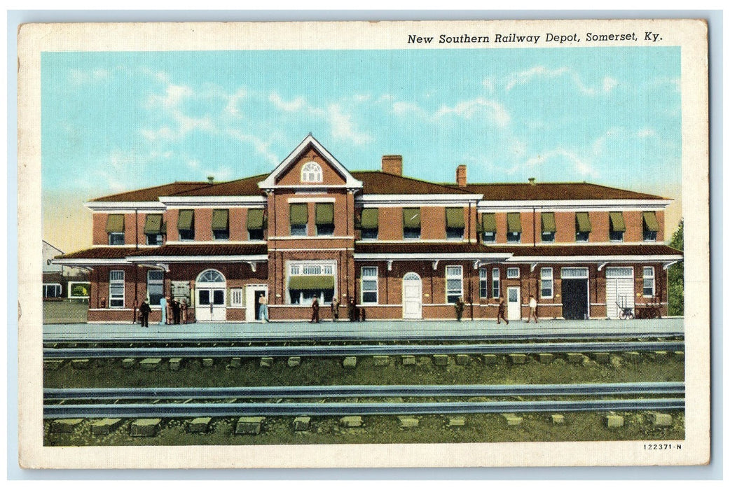 c1940's New Southern Railway Depot Scene Somerset Kentucky KY Unposted Postcard