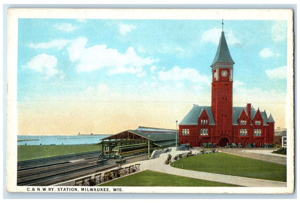 c1920's C & N W RY Station Train Depot Railway Melwaukee Wisconsin WI Postcard