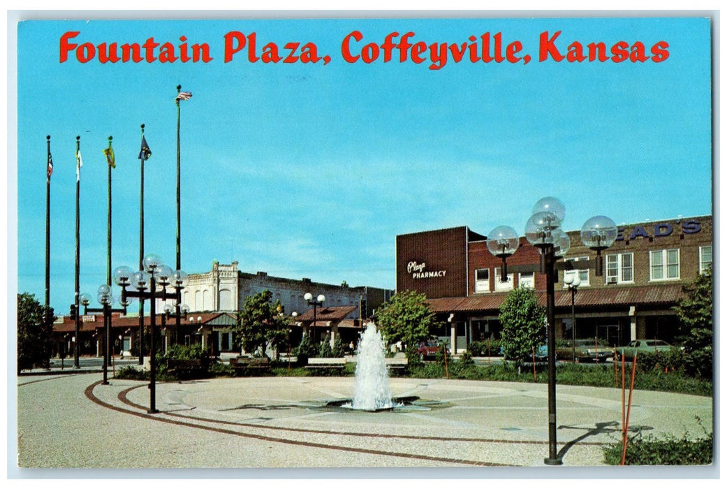 c1950 Fountain Plaza Heart Of Babson's Magic Circle Coffeyville Kansas Postcard