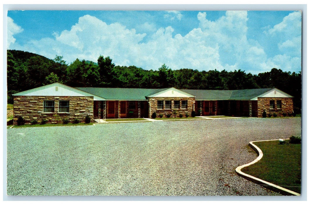 c1950's Schubert Motel & Restaurant Cottages Road Wartburg Tennessee TN Postcard