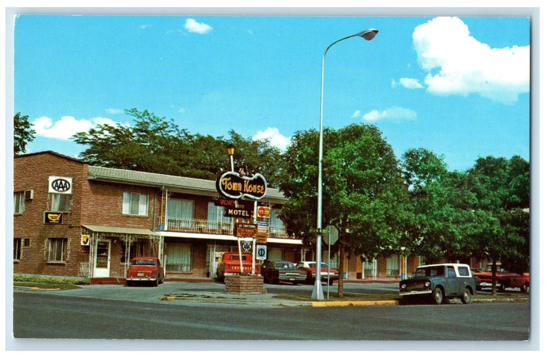 c1960's Town House Motel Exterior Signage Billings Montana MT Unposted Postcard