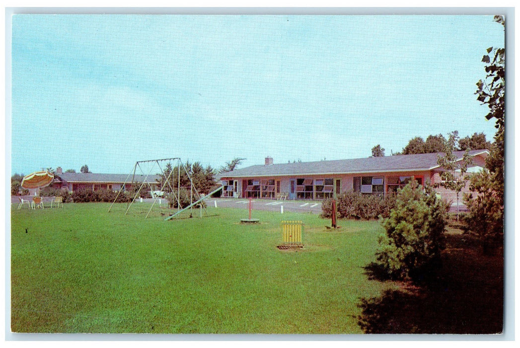 c1950's Motel Eau Claire & Restaurant Building Eau Claire Wisconsin WI Postcard