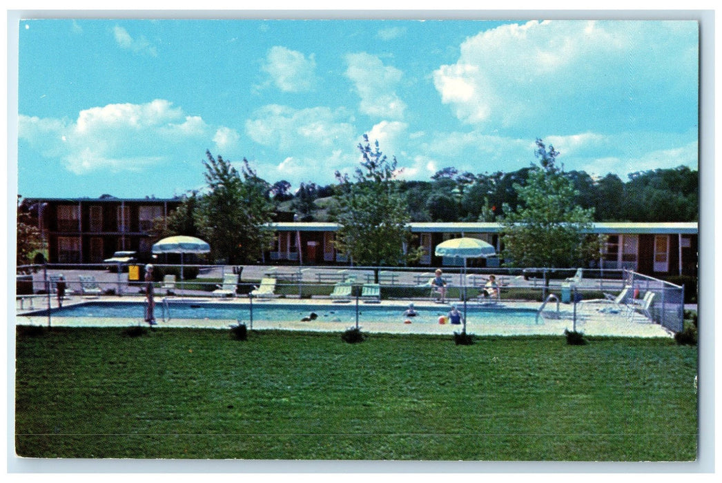 c1950's Aire Vista Motel & Restaurant View Wisconsin Dells Wisconsin WI Postcard