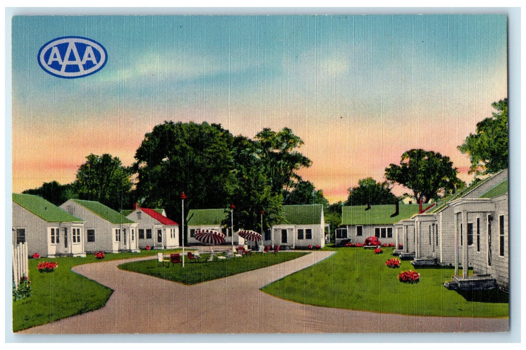 c1940s Perry Court Exterior Roadside Perry Georgia GA Unposted Trees Postcard