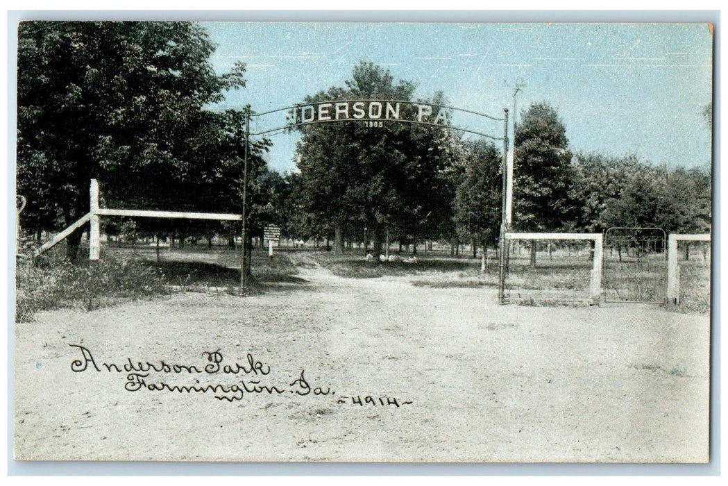 c1910's Anderson Park Entrance Dirt Road Arch Tourists Farmington Iowa Postcard