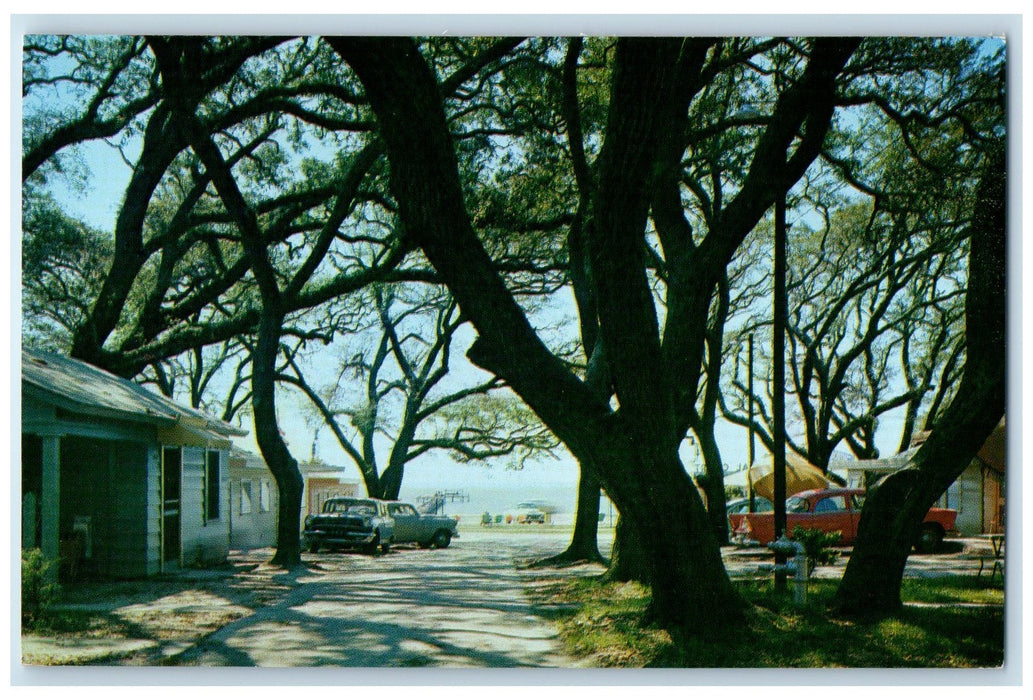 c1960's Colonial Court Confederate Inn Gulfport Mississippi Unposted Postcard