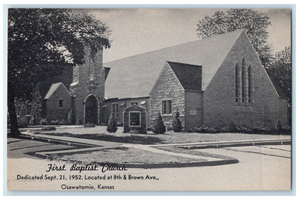 c1940's First Baptist Church Exterior Osawatomie Kansas KS Unposted Postcard