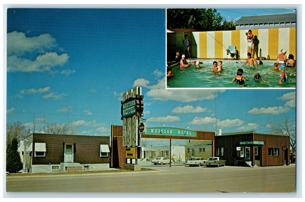 c1960's Western Motel Exterior Roadside Pool Scene Gillette Wyoming WY Postcard