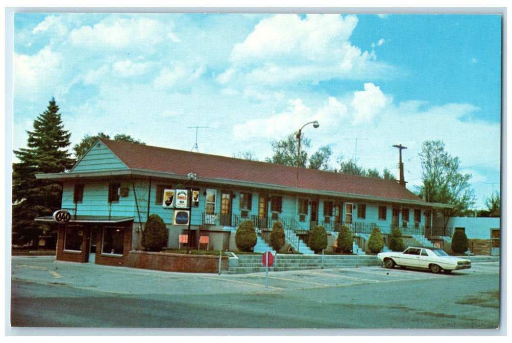 c1960s Smith's Motor Lodge Exterior Roadside Lusk Wyoming WY Unposted Postcard